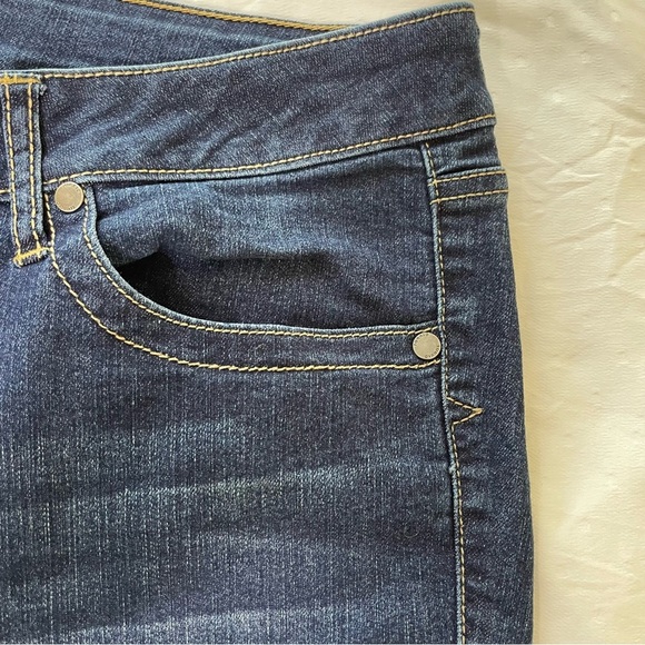 Torrid Blue Skinny Jeans Classic Fit - Picture 4 of 6